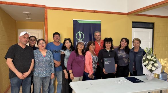 PROGRAMA+EQUIPAMIENTO+-+FIRMA+CONVENIO+AGRUPACION+FOLCKLORICA+NUEVA+PRIMAVERA+1.1